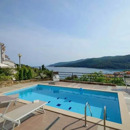 'villa Ivisa' Mit Eigenem Pool Holiday home