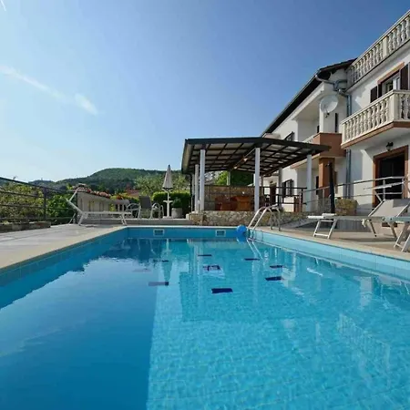 'villa Ivisa' Mit Eigenem Pool *