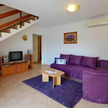 'villa Ivisa' Mit Eigenem Pool Rabac